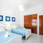 Guerreiro Holiday home *