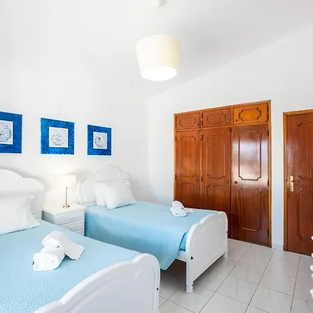 Guerreiro Holiday home *